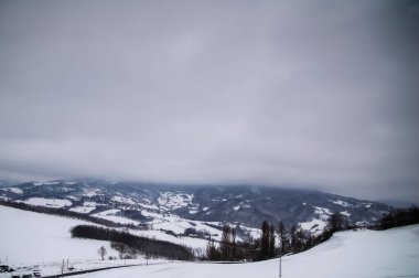 snowly meadows, snowly fields for off-piste skiing