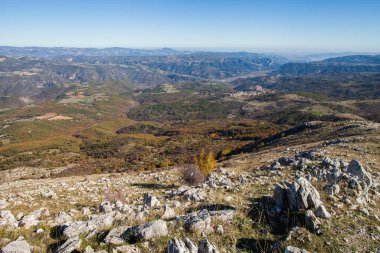 panoramic view of the valley from the top of the mountain