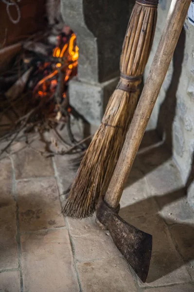 Broom Close Fireplace — Stock Photo, Image