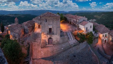 old Town, abandoned baronial palaceold Town, abandoned baronial palace