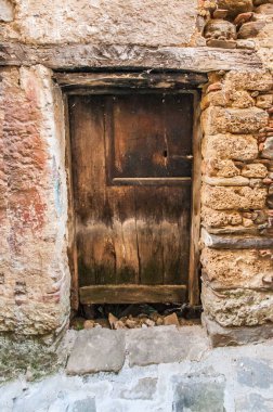 old abandoned building, wooden door
