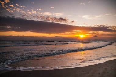 reflections of the sun on the water, sea at sunrise