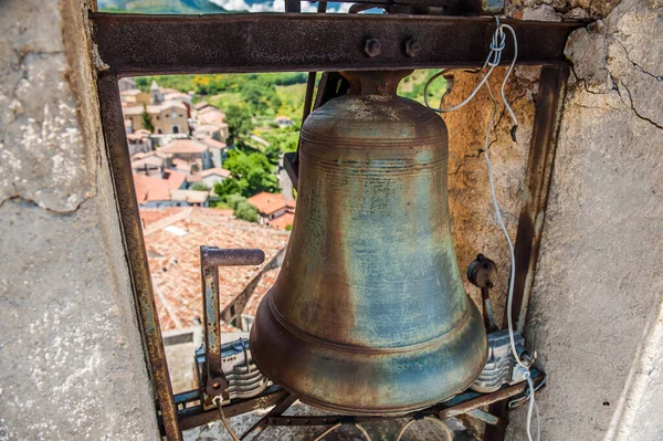 Ancient Bronze Bell Church — ストック写真
