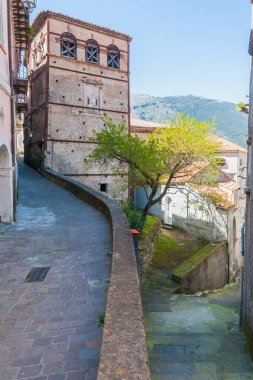 Maratea küçük sokakları ve panoramik manzaralar