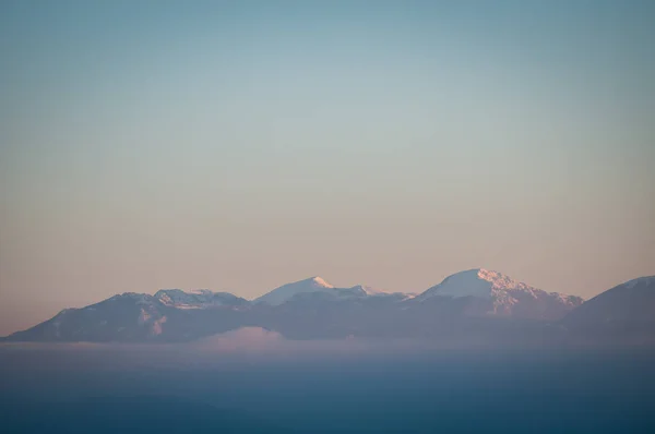夕日の山頂からの眺め — ストック写真