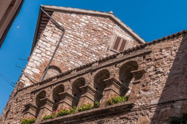 Umbria İtalya 'da bir kasabada eski bir taş merkezi.