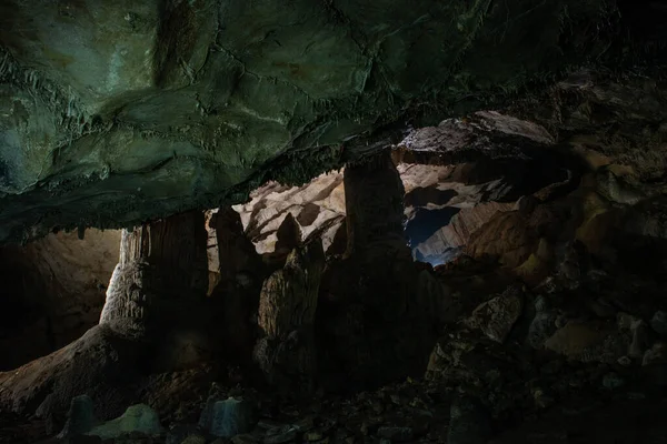 Large Central Chamber Cave Columns Stalactites Stalagmites — Foto de Stock