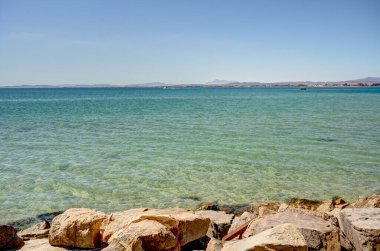 Hammamet, Tunus - Ekim 2022: Tarihi şehir merkezinde güzel manzara