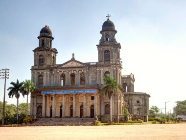 Managua, Nikaragua - Ocak 2016: Güneşli havada tarihi merkez, HDR