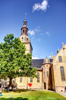 Oslo, Norveç - Temmuz 2022: Yaz mevsiminde şehir ve binaların manzarası çok güzel, HDR Image