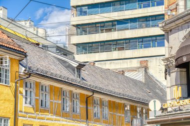 Oslo, Norveç - Temmuz 2022: Yaz mevsiminde şehir ve binaların manzarası çok güzel, HDR Image
