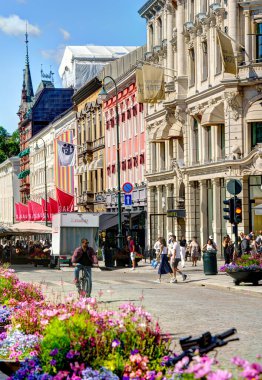 Oslo, Norveç - Temmuz 2022: Yaz mevsiminde şehir ve binaların manzarası çok güzel, HDR Image