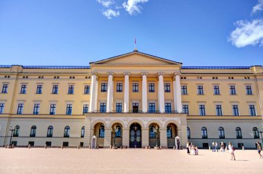 Oslo, Norveç - Temmuz 2022: Yaz mevsiminde şehir ve binaların manzarası çok güzel, HDR Image