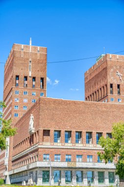 Oslo, Norveç - Temmuz 2022: Yaz mevsiminde şehir ve binaların manzarası çok güzel, HDR Image