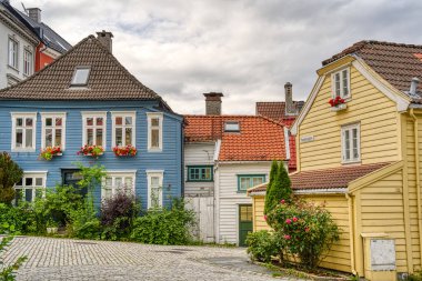 Bergen, Norrway - Ağustos 2022: Yaz mevsimi, HDR İmaj Tarihi Sanayi