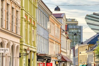 Bergen, Norrway - Ağustos 2022: Yaz mevsimi, HDR İmaj Tarihi Sanayi