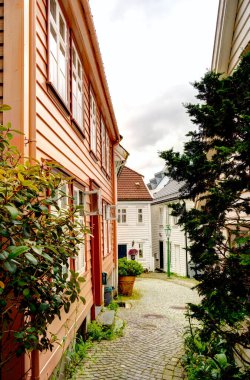 Bergen, Norrway - Ağustos 2022: Yaz mevsimi, HDR İmaj Tarihi Sanayi