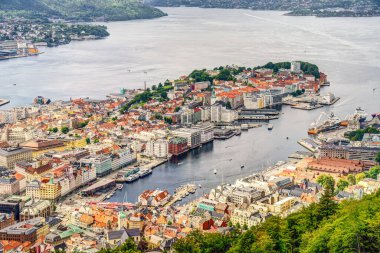 Bergen, Norrway - Ağustos 2022: Yaz mevsimi, HDR İmaj Tarihi Sanayi