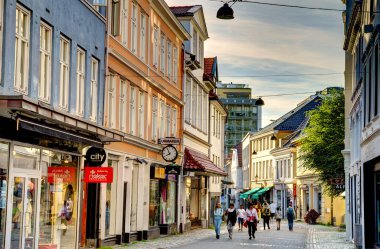 Bergen, Norrway - Ağustos 2022: Yaz mevsimi, HDR İmaj Tarihi Sanayi