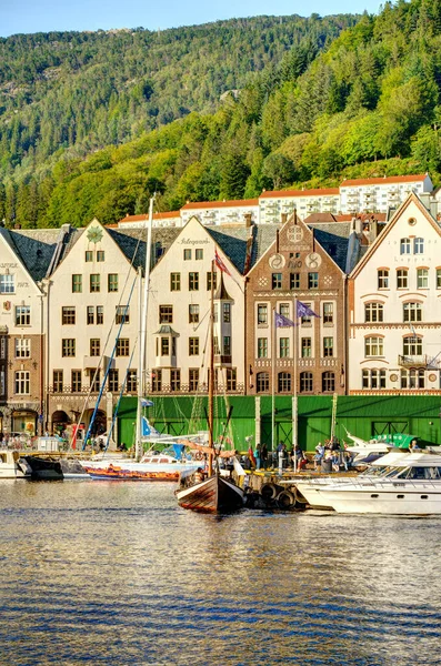 Bergen Norsko August 2022 Historický Středisko Summertimu Obrázek Hdr — Stock fotografie