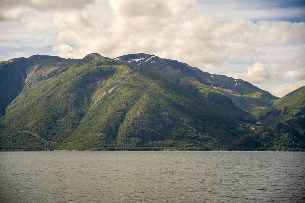 Bela Vista Sobre Hardangerfjord Noruega Fundo Natureza — Fotografia de Stock