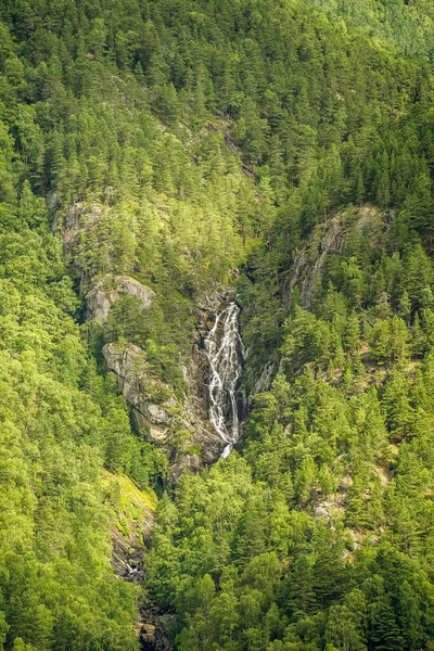Increíble Vista Hardangerfjord Con Cascada Noruega — Foto de Stock
