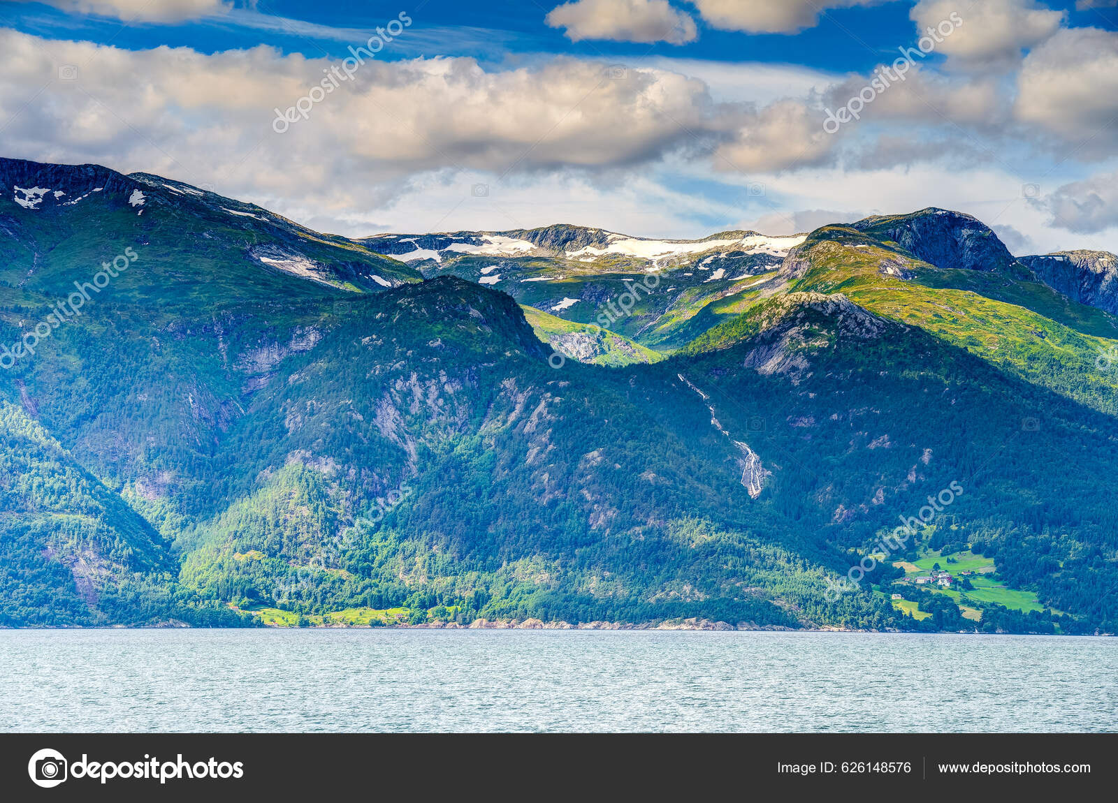 Amazing View Hardangerfjord Norway Summer Time Stock Photo by ©mehdi33300 626148576