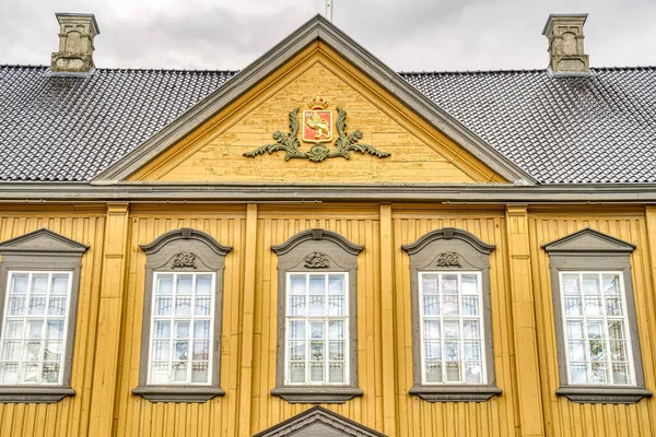 ノルウェー トロンドハイム 2022年8月 曇りの日の歴史的中心 — ストック写真