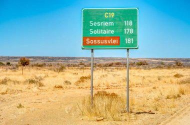 Tsaris Pass, Namibia - Road from Mariental to Sossusvlei