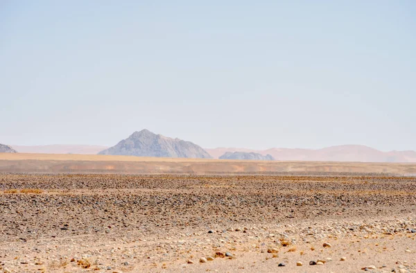 Tie Marientalista Sossusvleihin Namibiaan — kuvapankkivalokuva