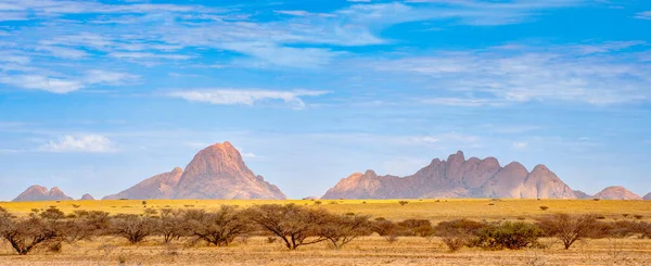 Beautiful View Spitzkoppe Bald Granite Peaks Located Usakos Swakopmund Namib — Stok Foto