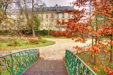 Bordeaux, Fransa - Aralık 2022: Kışın tarihi kent merkezi, HDR Image