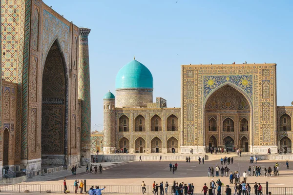 Samarcanda Uzbequistão Novembro 2022 Vista Sobre Marcos Históricos Outono — Fotografia de Stock