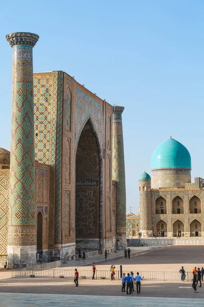 Самарканд Узбекистан Ноябрь 2022 Года Взгляд Исторические Достопримечательности Осенью — стоковое фото