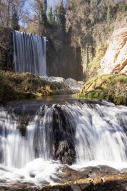 İspanya 'daki Manastır de Piedra Doğal Parkı manzarası