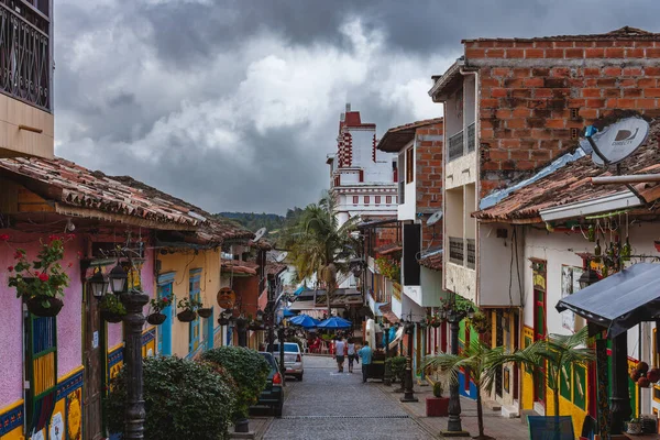 Guatape Colombia April 2019 Colorful Houses Cloudy Weather Hdr Image — Stock Photo, Image