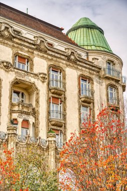 Budapeşte, Macaristan - 05 Kasım 2022: Sonbaharda tarihi kent simgeleri ve mimari mirası, HDR Resim