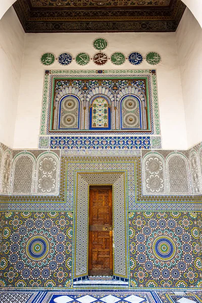 Φεζ Μαρόκο Ιανουαρίου 2020 Παλαιό Τζαμί Κατασκευής Ισλαμικής Αρχιτεκτονικής Στο — Φωτογραφία Αρχείου