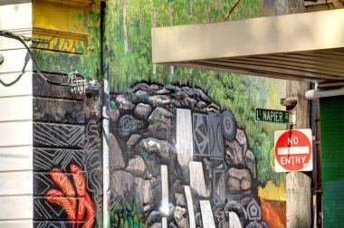 Melbourne, Avustralya - 1 Ağustos 2023: Bulutlu havada tarihi şehir merkezi, HDR resmi