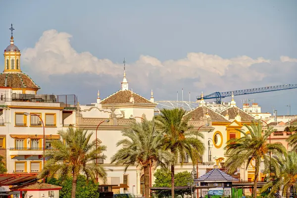 Seville Spanya Haziran 2023 Yaz Aylarında Tarihi Şehir Merkezinin Güzel — Stok fotoğraf