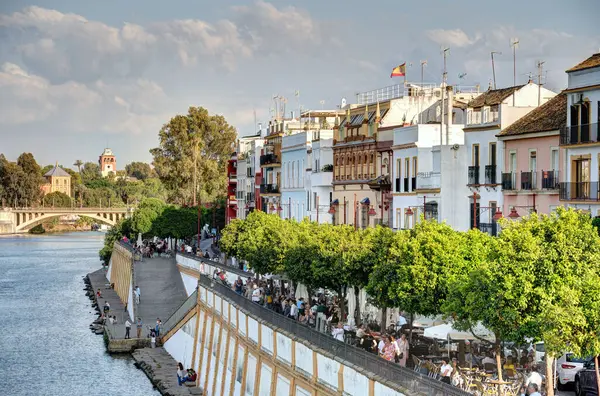 Seville Spanya Haziran 2023 Yaz Aylarında Tarihi Şehir Merkezinin Güzel — Stok fotoğraf
