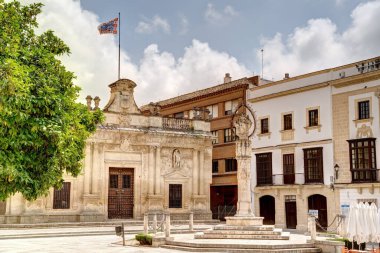 Jerez de la Frontera, İspanya - Haziran 12023: Güneşli havada tarihi şehir merkezi