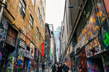 Melbourne, Avustralya - 20 Temmuz 2023: Bulutlu havada tarihi şehir merkezi, HDR Image