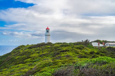 Mornington Yarımadası 'nın güneşli havadaki manzarası, Avustralya