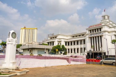 Jakarta, Endonezya - 4 Temmuz 2023: Güneşli havada tarihi merkez, HDR Görüntü