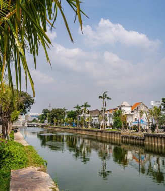 Jakarta, Endonezya - 4 Temmuz 2023: Güneşli havada tarihi merkez, HDR Görüntü