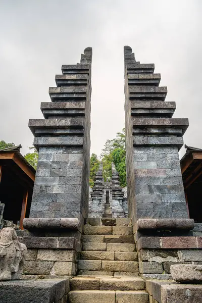 Templo Cetho Java Indonesia Imagen Hdr — Foto de Stock