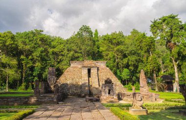 Sukuh Tapınağı, Java, Endonezya, HDR Görüntü