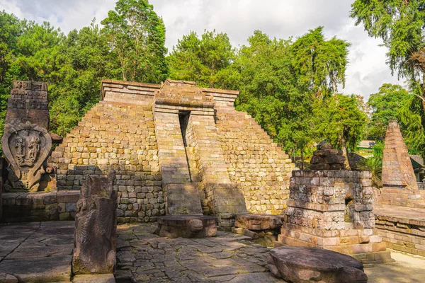Sukuh Tempel Java Indonesien Hdr Bild — Stockfoto