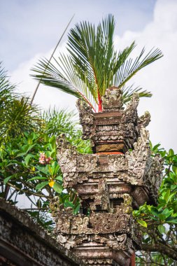 Ubud, Endonezya - 1 Temmuz 2023: Bulutlu Hava 'daki Tarihi Bali Köyü, HDR Görüntü